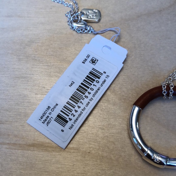 Lauren Ralph Lauren Silver Tone Leather Wrapped Circle Pendant Necklace NWT - Picture 5 of 12